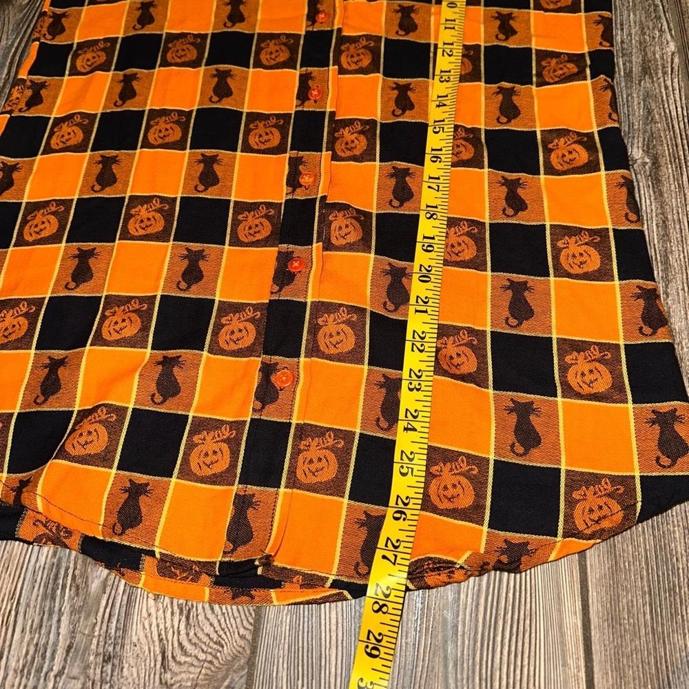 Collections Etc. Orange and Black Halloween Button Down Black Cat Pumpkin Plaid - Picture 6 of 7